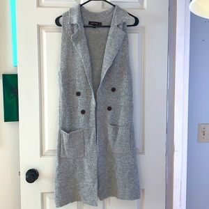 Love Tree sweater vest. Size medium